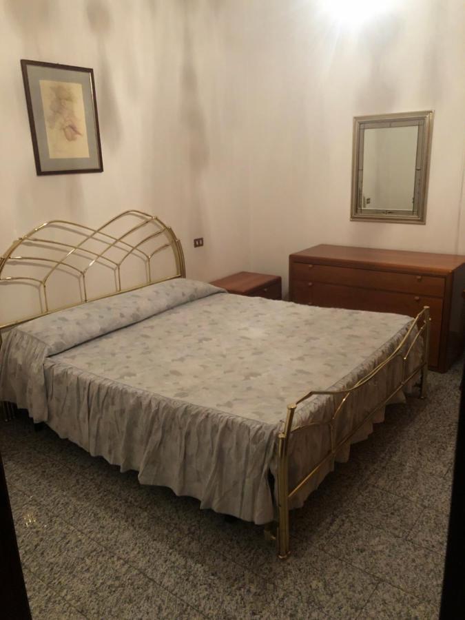 Villa Cantarelli Massa  Buitenkant foto